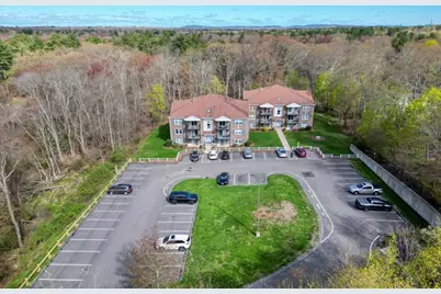 610 South Franklin St #F101, Holbrook, MA 02343 - Photo 4