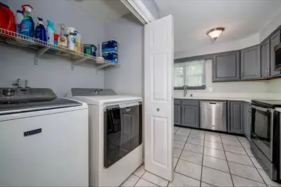 138 Malinda Dr, Abington, MA 02351 - Photo 10