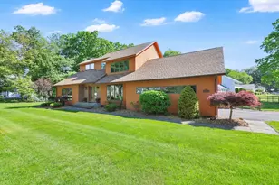 38 Evergreen Dr, East Longmeadow, MA 01028 - Photo 2