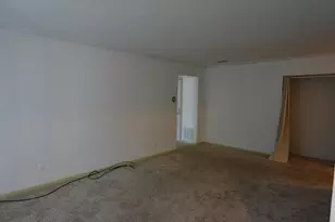 36 Shrewsbury Green Dr, Shrewsbury, MA 01545 - Photo 6