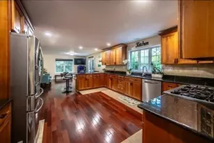 25 Morningside Dr, Haverhill, MA 01832 - Photo 2
