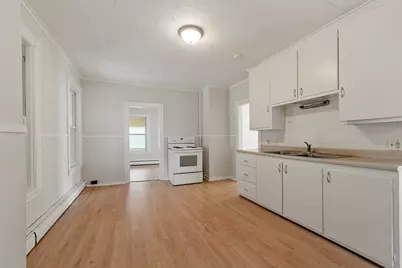 125 Cross St, Southbridge, MA 01550 - Photo 14