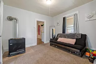 125 Cross St, Southbridge, MA 01550 - Photo 26