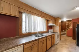 15 Perley St, Lynn, MA 01905 - Photo 4