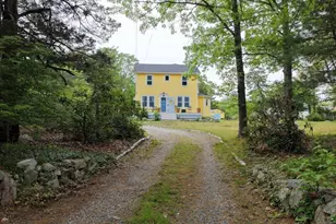 56 Canterbury St, Hingham, MA 02043 - Photo 2