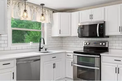 80 Webster St, Douglas, MA 01516 - Photo 4