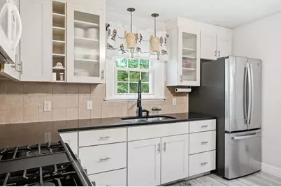 73 Allen Ave, Attleboro, MA 02703 - Photo 10