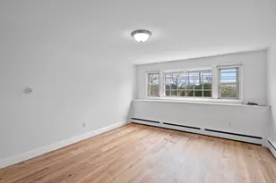 121 Cambridge Rd, Woburn, MA 01801 - Photo 6