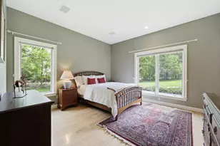 33 Labrie Ln, Holyoke, MA 01040 - Photo 24
