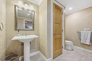 33 Labrie Ln, Holyoke, MA 01040 - Photo 32