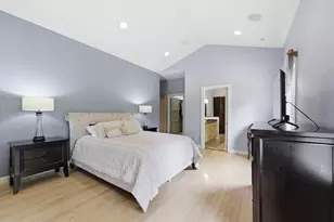 33 Labrie Ln, Holyoke, MA 01040 - Photo 16