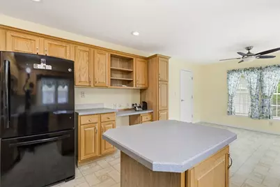 4 Fairway Drive, Brockton, MA 02301 - Photo 12