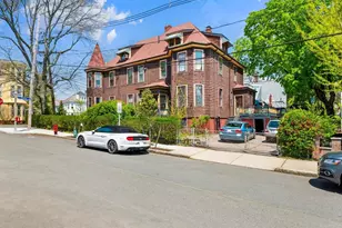 61 Central St, Somerville, MA 02143 - Photo 2