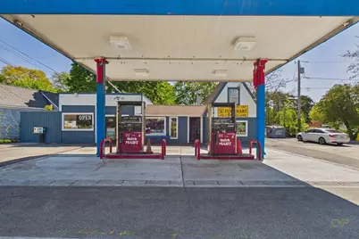 204 Marion Rd, Wareham, MA 02571 - Photo 8