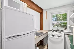 14 School St, Falmouth, MA 02543 - Photo 32