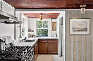 14 School St, Falmouth, MA 02543 - Photo 22
