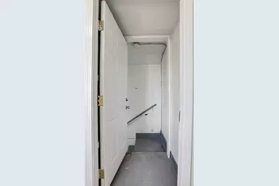 121 Glendale St #3, Everett, MA 02149 - Photo 16