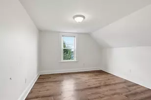 121 Glendale St, Everett, MA 02149 - Photo 18