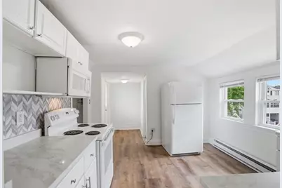 121 Glendale St #3, Everett, MA 02149 - Photo 2