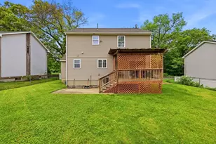 189 Seymour Ave, Springfield, MA 01109 - Photo 32
