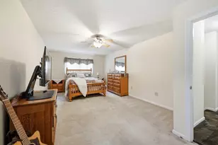 189 Seymour Ave, Springfield, MA 01109 - Photo 20