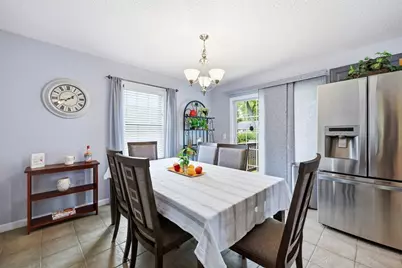 189 Seymour Ave, Springfield, MA 01109 - Photo 10