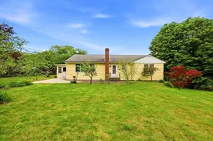 107 South St, East Brookfield, MA 01515 - Photo 2