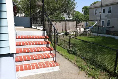 392-394 Shaw St, New Bedford, MA 02745 - Photo 6