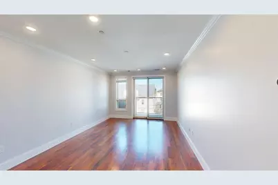 87 Medford St #215, Medford, MA 02155 - Photo 4