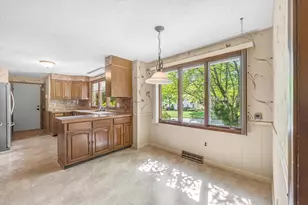 19 Williston Dr, Longmeadow, MA 01106 - Photo 6