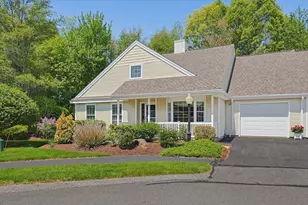 6 Ashley Way, Westborough, MA 01581 - Photo 2