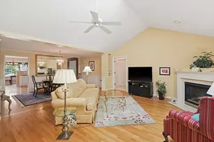 6 Ashley Way, Westborough, MA 01581 - Photo 8