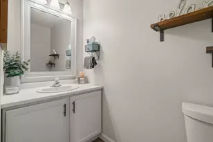 15 Carver Square Blvd, Carver, MA 02330 - Photo 18