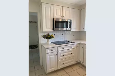 110 Fairview Avenue, Brockton, MA 02301 - Photo 10