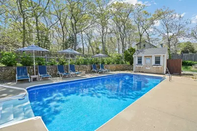 15 Twenty First St N, Edgartown, MA 02539 - Photo 1