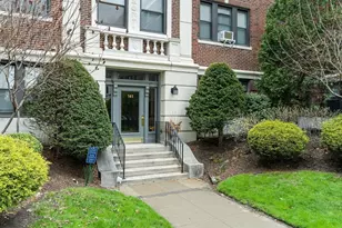 141 Englewood Ave, Boston, MA 02135 - Photo 18