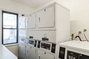 141 Englewood Ave, Boston, MA 02135 - Photo 12