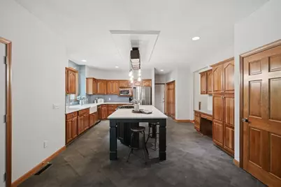 331 Hadley St., South Hadley, MA 01075 - Photo 8