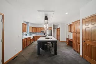 331 Hadley St, South Hadley, MA 01075 - Photo 8
