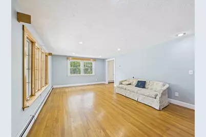 40 Bennets Neck Dr, Bourne, MA 02559 - Photo 10