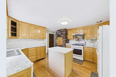 40 Bennets Neck Dr, Bourne, MA 02559 - Photo 16