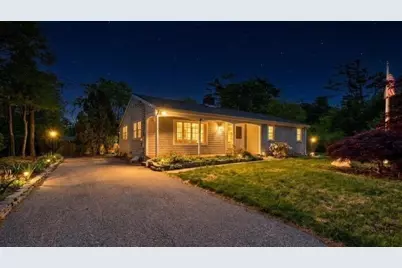 40 Bennets Neck Dr, Bourne, MA 02559 - Photo 2