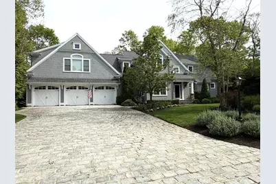 4 Tamarack Ln, Sandwich, MA 02563 - Photo 2
