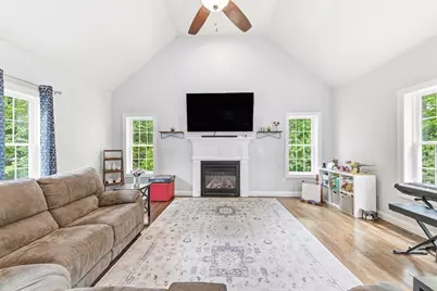 295 Branch St, Mansfield, MA 02048 - Photo 24