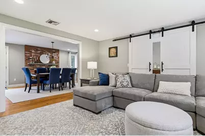 864 Locust St, Raynham, MA 02767 - Photo 8