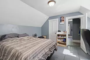 276 Pleasant St, Orange, MA 01364 - Photo 12