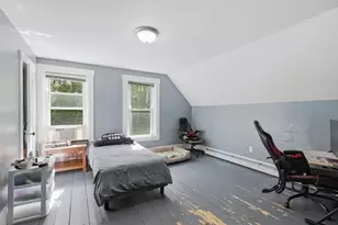 276 Pleasant St, Orange, MA 01364 - Photo 8