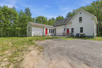 276 Pleasant St, Orange, MA 01364 - Photo 16