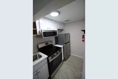 997 Broadway #1, Raynham, MA 02767 - Photo 6