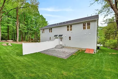 72 Westboro Rd, Grafton, MA 01536 - Photo 28